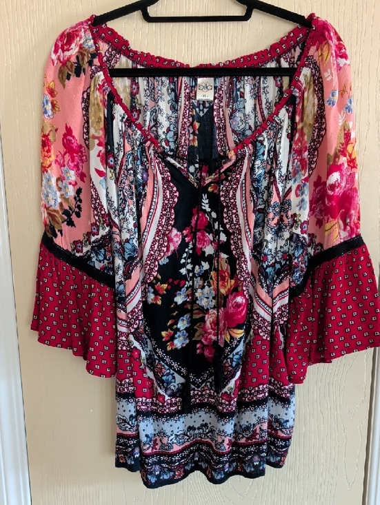 Bila Tops - Bila Pink, Black & White Mixed Floral Peasant Tunic